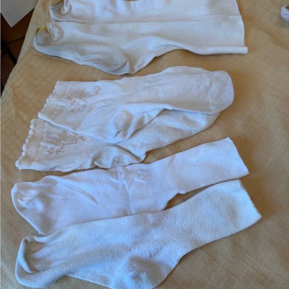 Nine pairs of socks - Picture 3 of 4